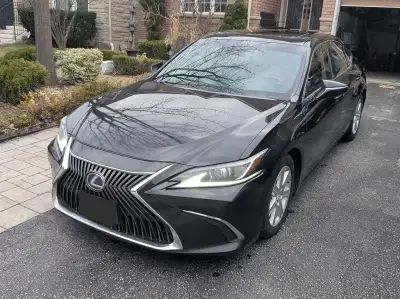 In good condition. Was used for commerical purposes, hence the high mileage. Runs great and will sel...