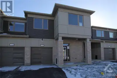 - Welcome to Richmond- Ottawa. - Close to Park, School and near transport facility. - 1 Year new Tow...