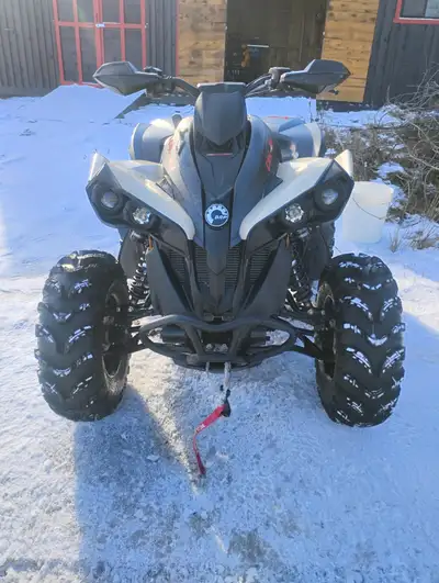 This thing is mint and I'm not just saying this. New battery New sling shot tires New dyno jet belt....