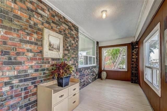 2 BEDROOM+1 BATH(WOODBINE/DANFORTH)SUBWAY 3