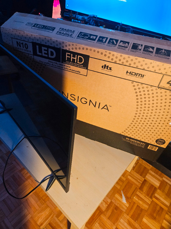 N10 Series Insignia 40" 1080p TV in TVs in Ottawa - Image 4