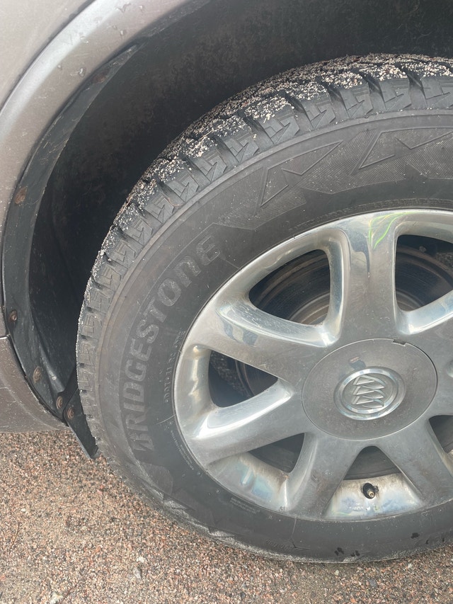 Buick Enclave AWD 7 passagers — photo 4