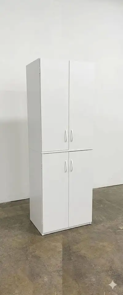 armoire de rangement 72 pouce , 4 portes , en boite neuf , View more