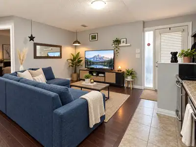 Bright and spacious 1-bedoom basement apartment on a detached house at desirable Brampton location W...