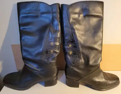 Bottes pour dame, View more