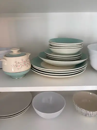 Christmas plates and bowls set, View more
