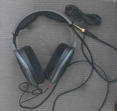 Sennheiser HD600 audiophile headphones , View more