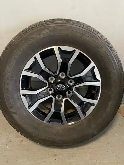 Brand New mint condition 2022 Toyota Tacoma rims and tire they have 85km driven on them then removed...