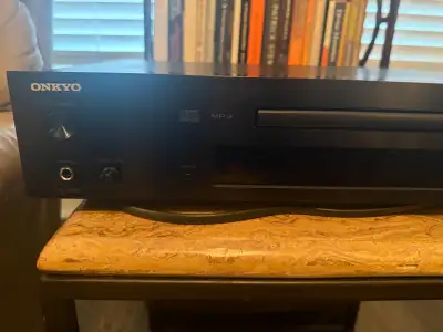  Onkyo C-7030 Audiophile CD Player – Like New (Black), View more