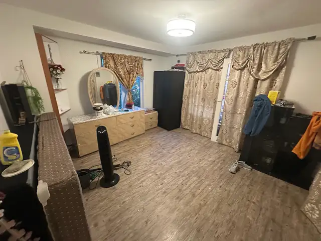 Room for Rent in Room Rentals & Roommates in Mississauga / Peel Region - Image 4