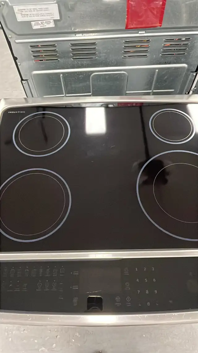 Electrolux Slide-in induction range576496151949496322