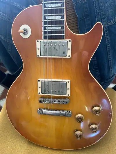 Gibson Les Paul R8, View more