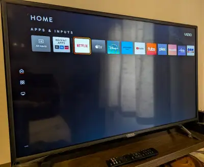 Téléviseur VIZIO 32 pouces ~ VIZIO Television 32 inch, View more