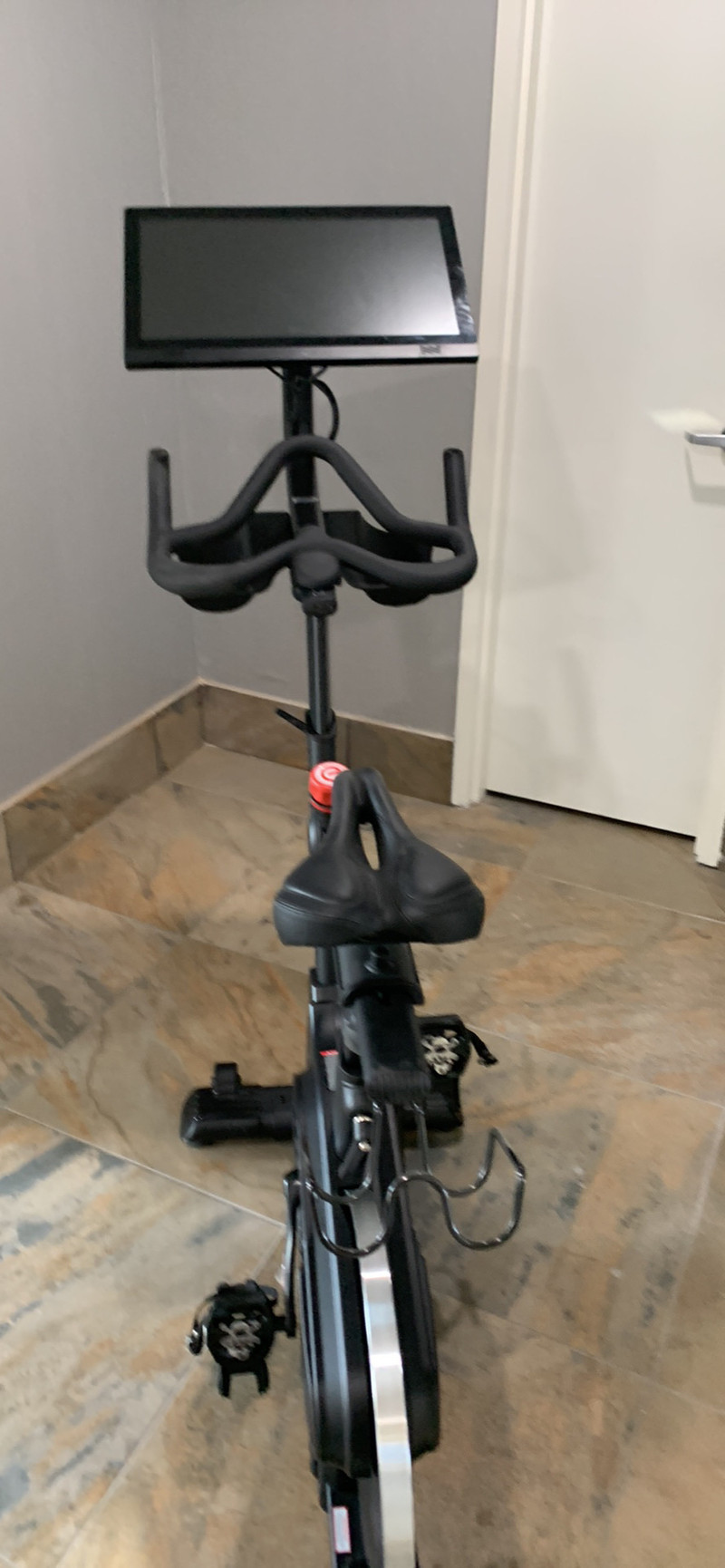echelon stationary bike canada