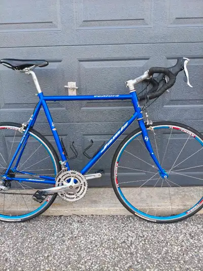 Jamis venture road bike 59 cm chromoly frame Large size bicycle 27 speed Shimano Tiagra 3 x 9 speed...