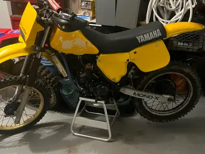 For sale 1982 yz125 Running condition Engine rebuilt three years ago Have run 3 tanks of fuel throug...