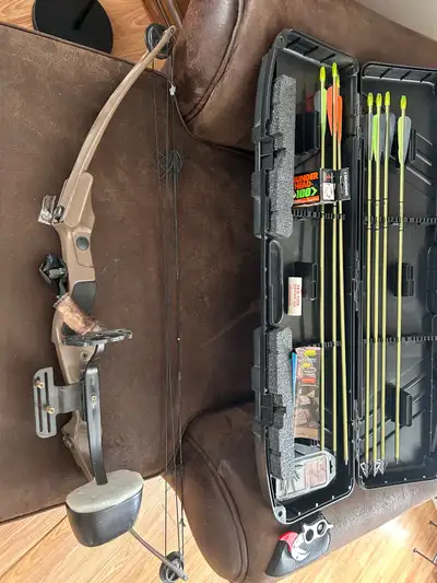 Bear Whitetail EL compound bow and accessories , View more