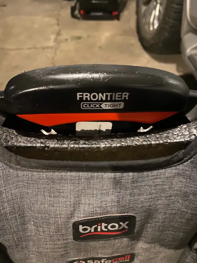 Britax Click Tight Booster in Strollers, Carriers & Car Seats in Edmonton - Image 4