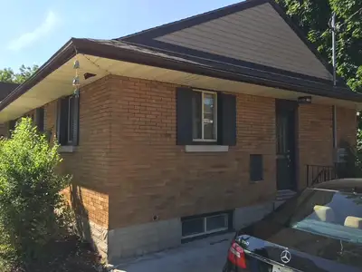 2B +1 DEN  +1B  BASEMENT Floor unit for rent