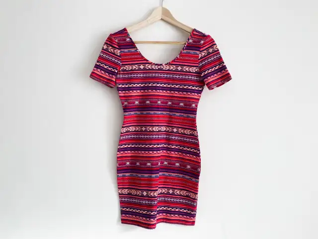 Pink Dress in Women's - Dresses & Skirts in Kitchener / Waterloo - Image 2