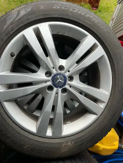 I have a set of authentic Mercedes OEM rims, with Perrelli 255/50 R19 Scorpion AS Plus 3 mounted. Ri...