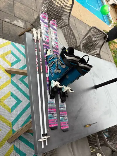 downhill ski set 120cm and 22.5 boots with poles , View more