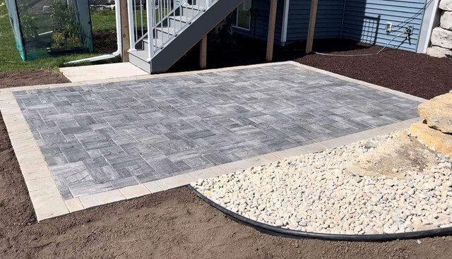 Professional Landscaping | Paving Stone | Retaining Walls in Interlock, Paving & Driveways in Edmonton