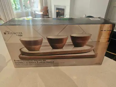 Brand New serving set, View more