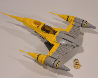 LEGO Naboo Starfighter 75092 Star Wars Prequals Trilogy