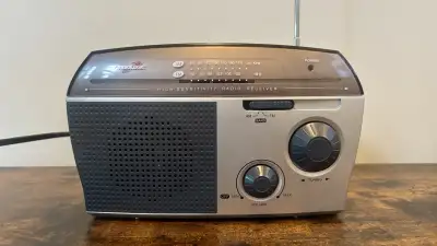 AM / FM Radio, View more