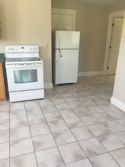 Beautiful bright 1 bedroom apartment for rent near UPEI. 1 bedroom 1 bath main floor, all tile- incl...