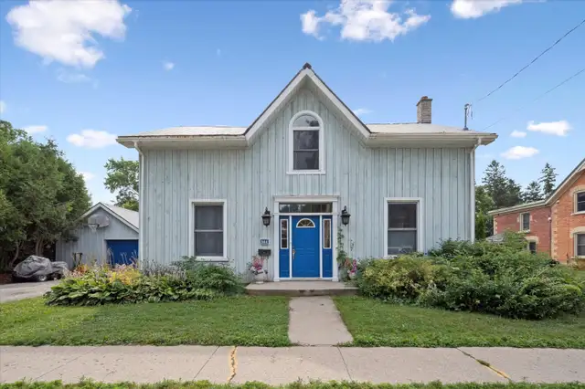 Charming Home in Fergus63417638046339121