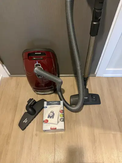 Miele Complete C3 PowerLine Limited Edition with extras, View more