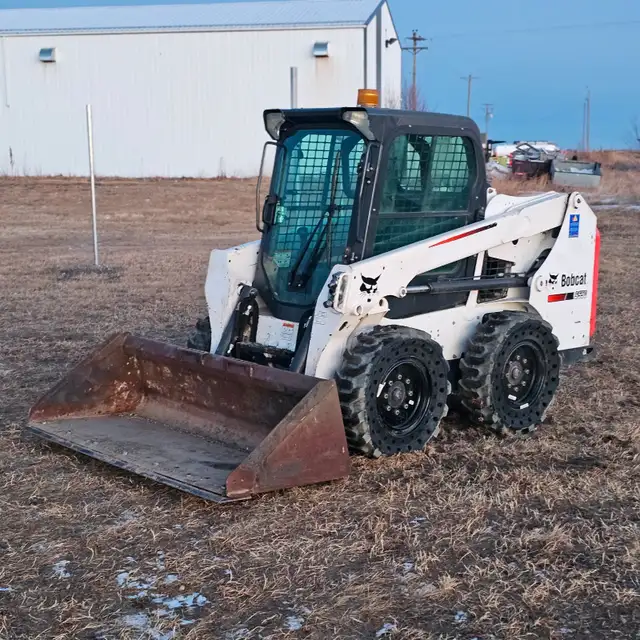 2016 Bobcat S550 Skid Steer Loader - Joystick Controls in Other in Prince Albert - Image 2