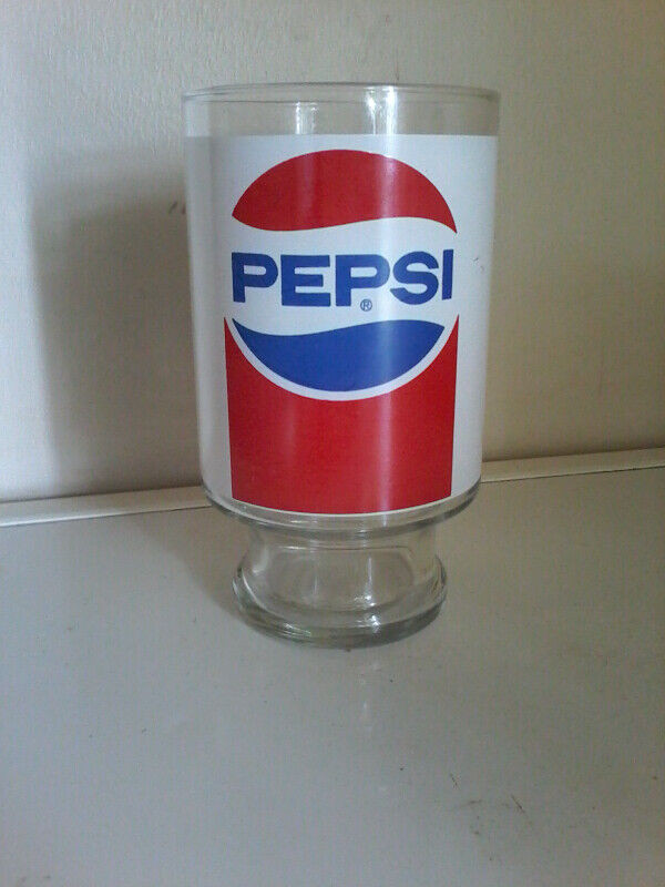 Vtg, PEPSI glasses assortment, all in mint condition 1960,s- 91 in Arts & Collectibles in Cambridge - Image 2