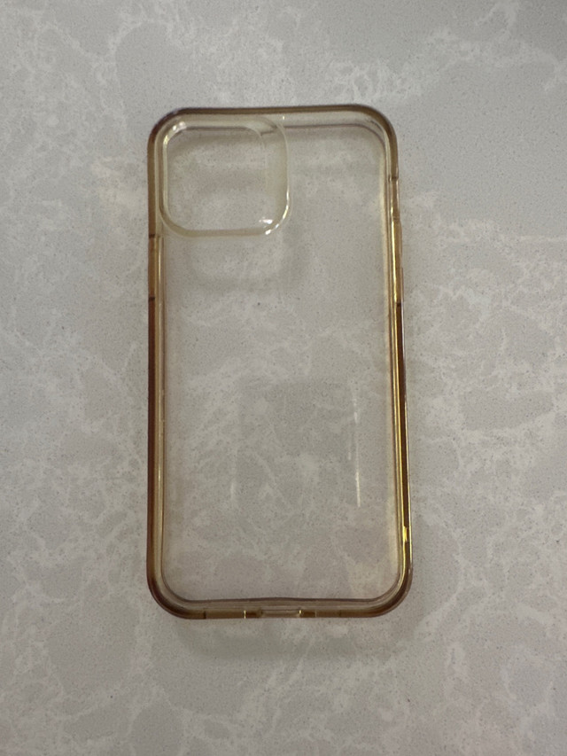 Clear iPhone 12 case in Cell Phone Accessories in Ottawa
