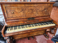 Free Antique Piano
