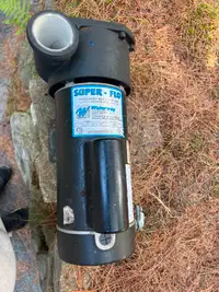 Hot Tub Pumps / Pompes pour le Spa