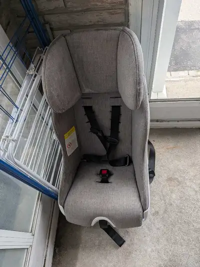 Maxi-Cosi RodiFix Booster Car Seat, View more
