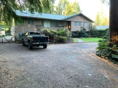 Private Bedroom for Rent in Upscale Panorama Ridge - Quiet & Spacious Home! • Available: Immediately...