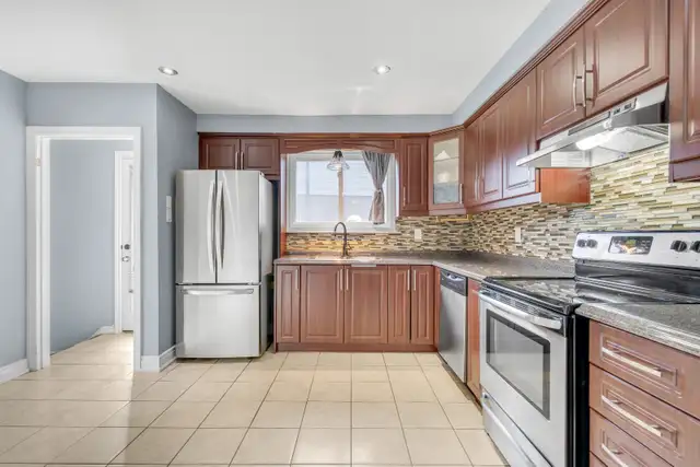 House for rent near Bramlea city centre Brampton in Long Term Rentals in Mississauga / Peel Region - Image 7