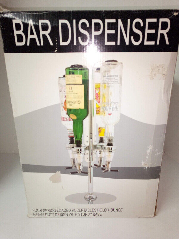 Bar Caddy Dispenser 4 Bottle Rotating New in Box in Kitchen & Dining Wares in Winnipeg