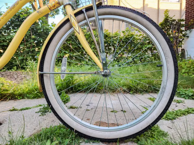 2007 Norco Rio Vista 26″ Wheels, steel frame cruiser bike, velo in Cruiser, Commuter & Hybrid in City of Montréal - Image 5