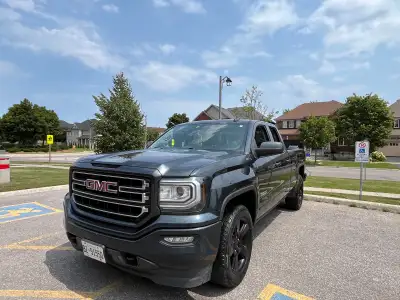2017 V8 GMC Sierra it has 4 x 4 switch on the floor new tires and rear brakes. Motor and transmissio...