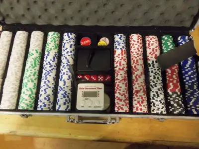 Poker Chip Sets for Sale - 4 Sets with metal cases 1 Poker Chip Set, 400 Chips, Stainless Steel Case...