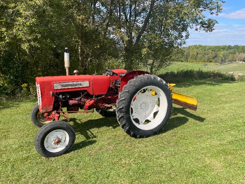 International B414 diesel compact tractor and implaments Farming