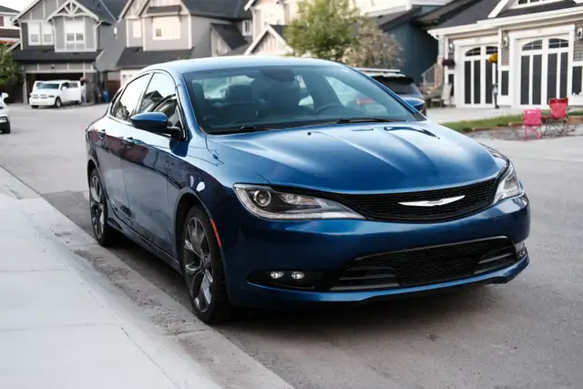 2015 Chrysler 200s