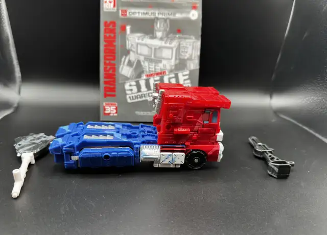 Transformers Starscream, Crowbar, Optimus Prime in Toys & Games in Oshawa / Durham Region - Image 9
