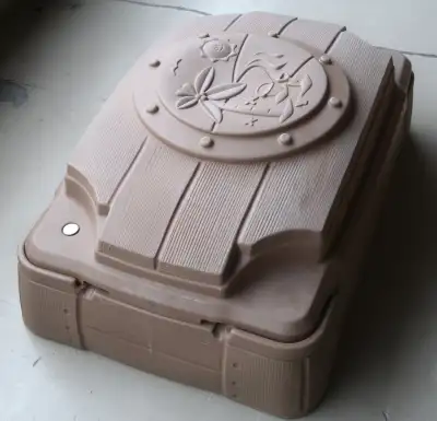 This is a used but perfectly useful kids sandbox by Step2. We had this on our balcony and it was a p...