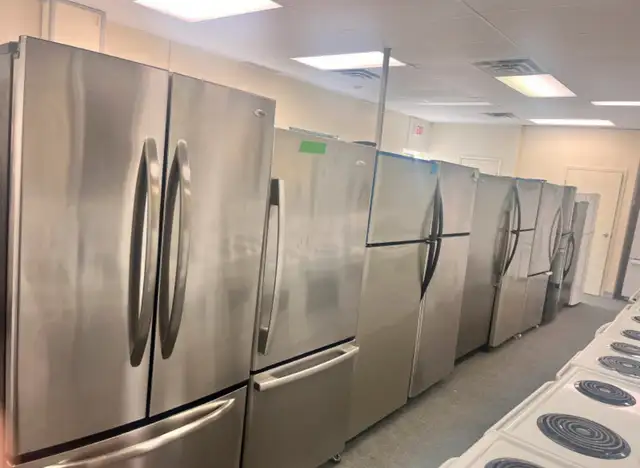 Stainless Stell Fridges- French Doors- Stoves- Used Appliances in Refrigerators in Kitchener / Waterloo - Image 3